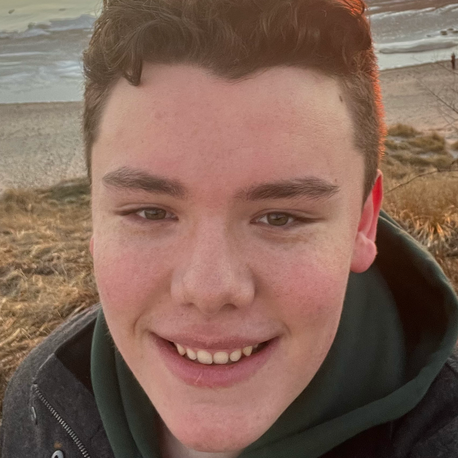 Headshot of Chase Veldink